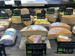 125-tomme-d-estaing-tomme-de-mijoule-tomette-de-brebis-fleur-de-chevre-tomme-de-brebis.webp