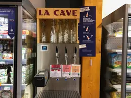 125-vrac-cave-rose-merlot-rouge-vin-blanc-chardonnay.webp